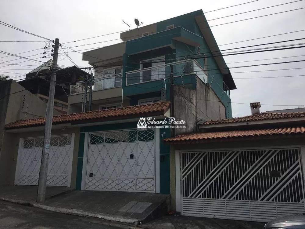 Sobrado à venda com 4 quartos, 220m² - Foto 3