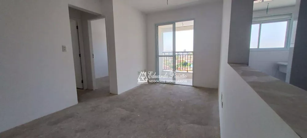 Apartamento à venda com 2 quartos, 58m² - Foto 4