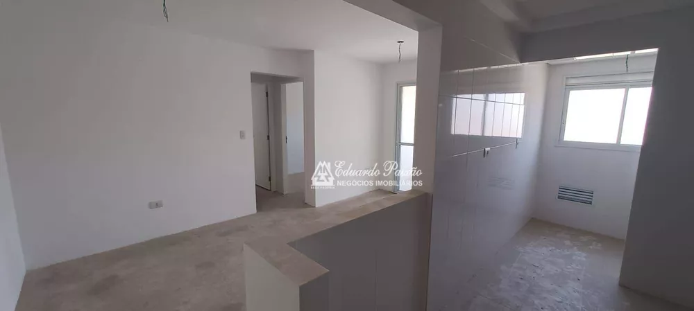 Apartamento à venda com 2 quartos, 58m² - Foto 1