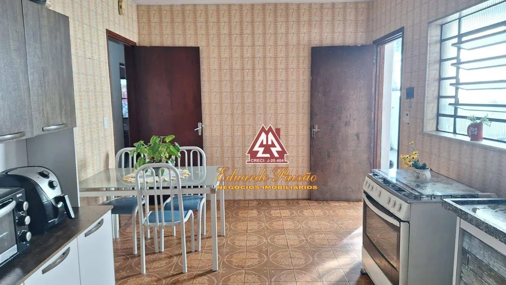 Casa, 3 quartos, 250 m² - Foto 8