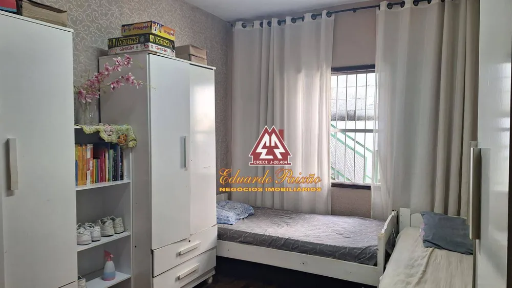 Casa, 3 quartos, 250 m² - Foto 1