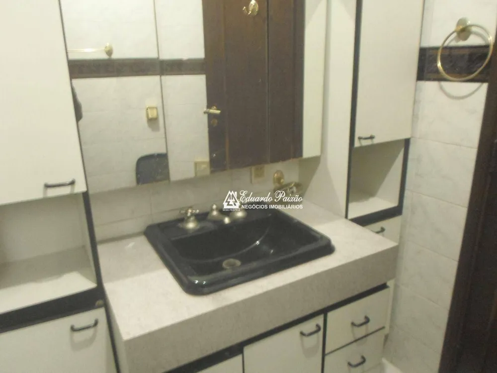 Casa, 3 quartos, 203 m² - Foto 1