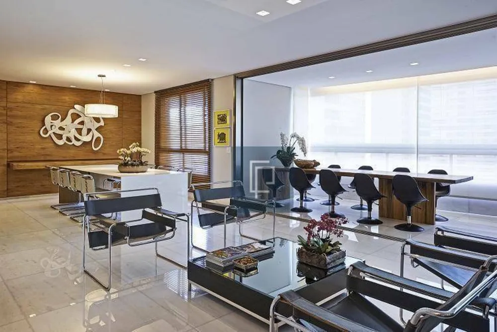 Apartamento, 4 quartos, 305 m² - Foto 1