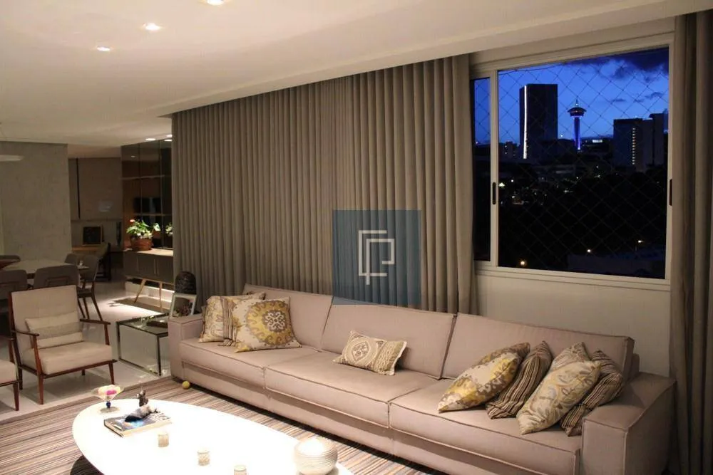 Apartamento, 4 quartos, 260 m² - Foto 1