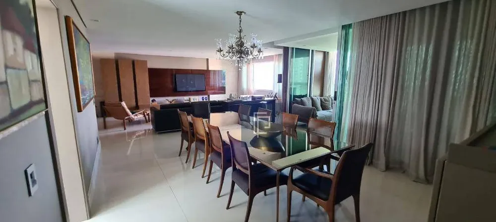 Apartamento, 4 quartos, 220 m² - Foto 1