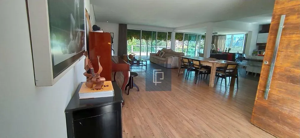 Casa, 4 quartos, 350 m² - Foto 1