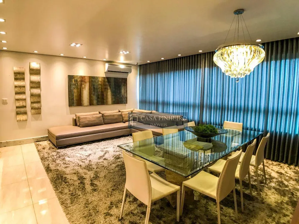 Cobertura, 3 quartos, 232 m² - Foto 1