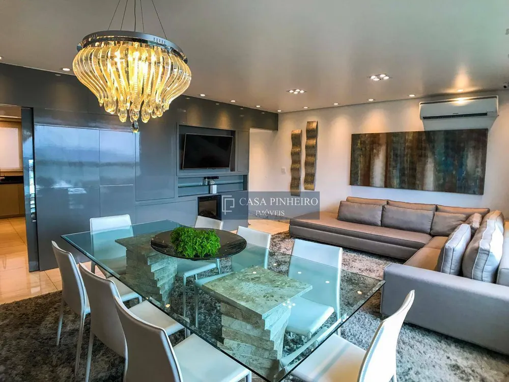 Cobertura, 3 quartos, 232 m² - Foto 3
