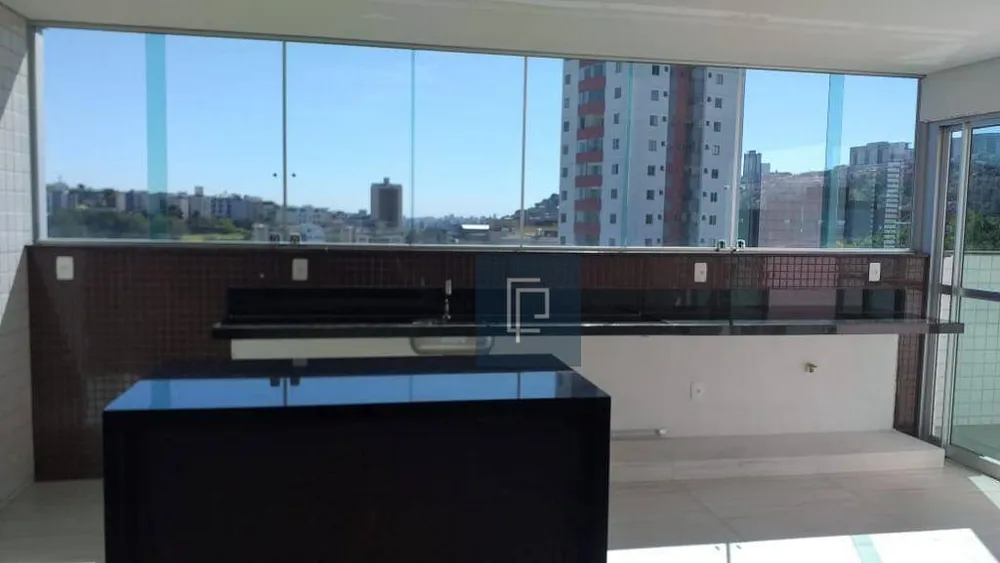 Cobertura, 4 quartos, 226 m² - Foto 1