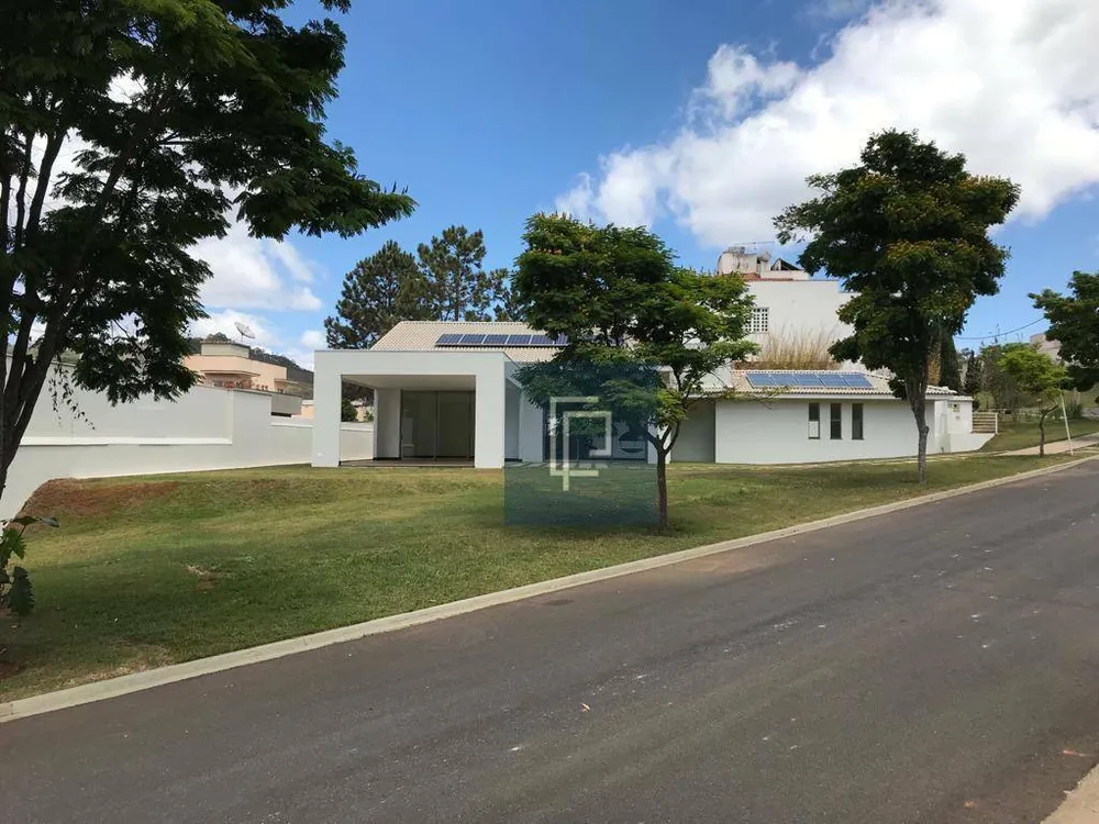 Casa, 3 quartos, 245 m² - Foto 1