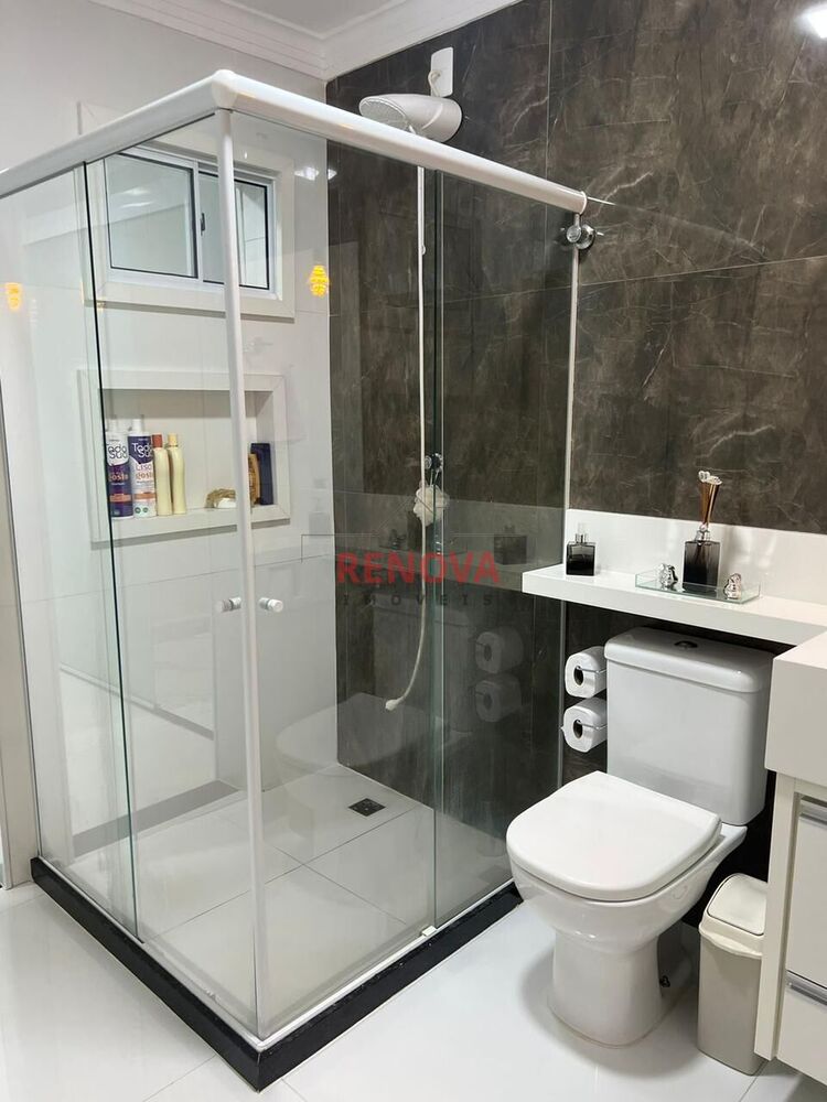Casa à venda com 4 quartos, 370m² - Foto 9