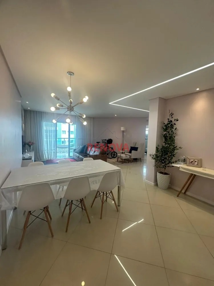 Apartamento, 3 quartos, 123 m² - Foto 2