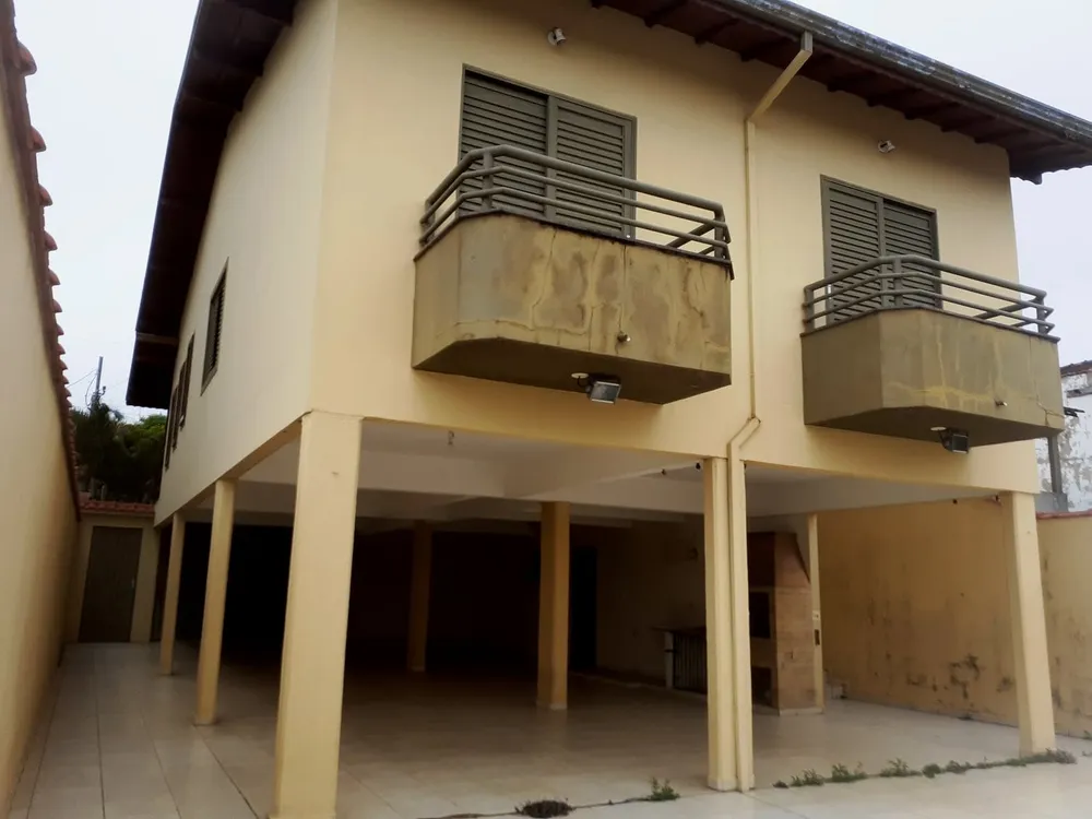 Casa, 3 quartos, 208 m² - Foto 3