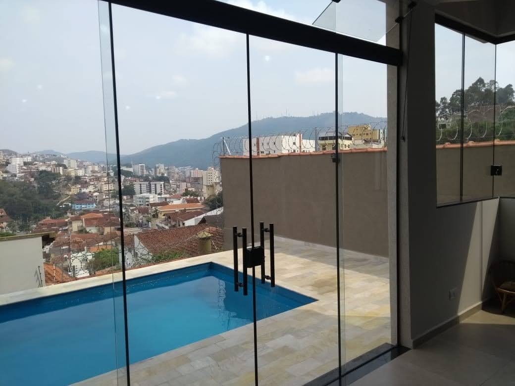 Casa à venda com 5 quartos, 350m² - Foto 16