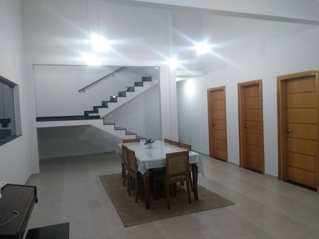 Casa à venda com 5 quartos, 350m² - Foto 15