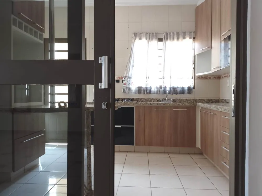Casa, 3 quartos, 208 m² - Foto 8