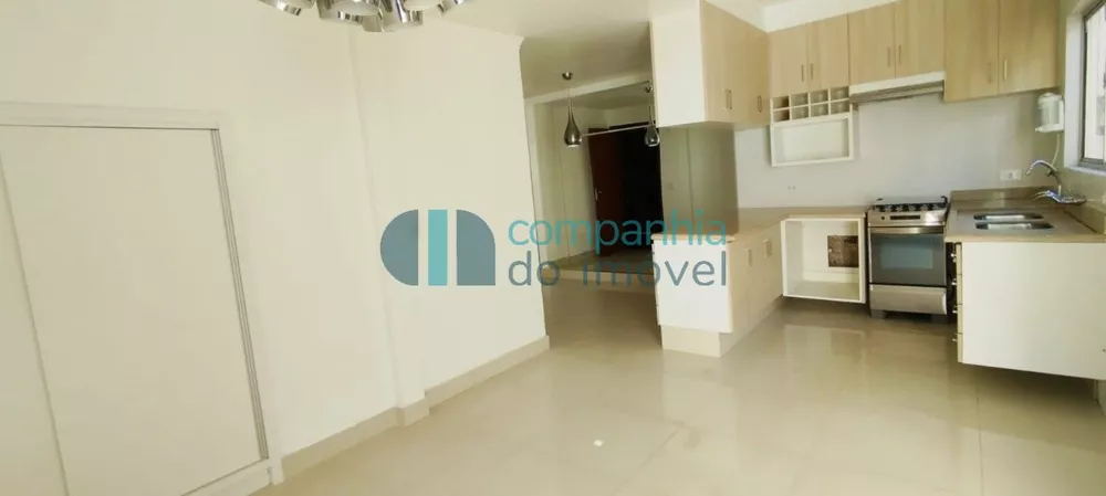 Sobrado à venda com 3 quartos, 126m² - Foto 4