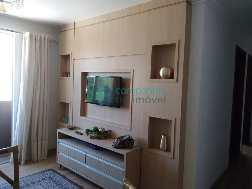 Apartamento à venda com 3 quartos, 65m² - Foto 2