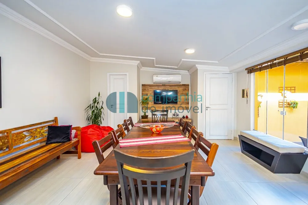 Casa, 3 quartos, 237 m² - Foto 14