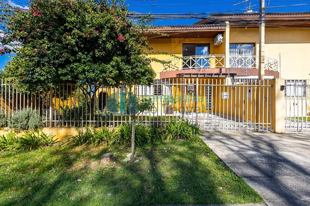 Casa, 3 quartos, 237 m² - Foto 2