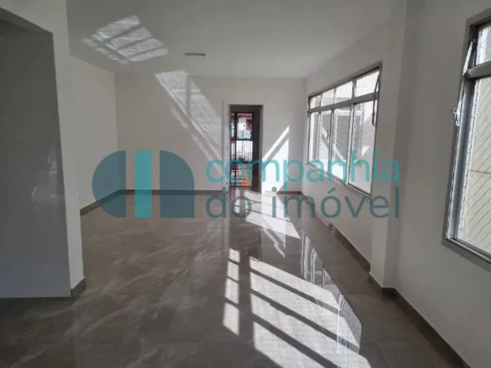 Apartamento à venda com 3 quartos, 140m² - Foto 4