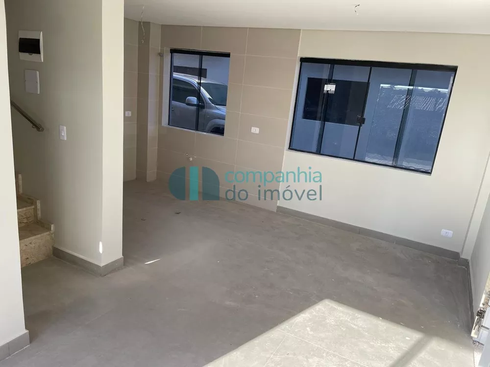 Sobrado à venda com 3 quartos, 93m² - Foto 2