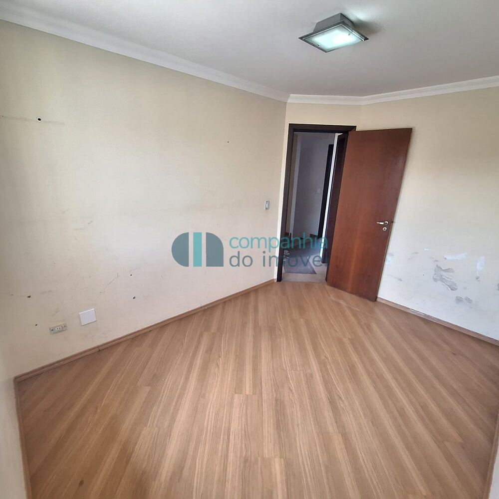 Sobrado à venda com 3 quartos, 130m² - Foto 1