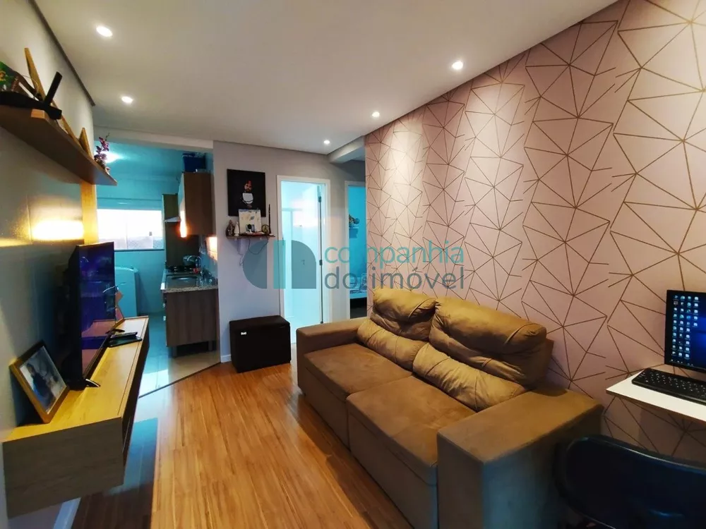 Apartamento à venda com 2 quartos, 43m² - Foto 2