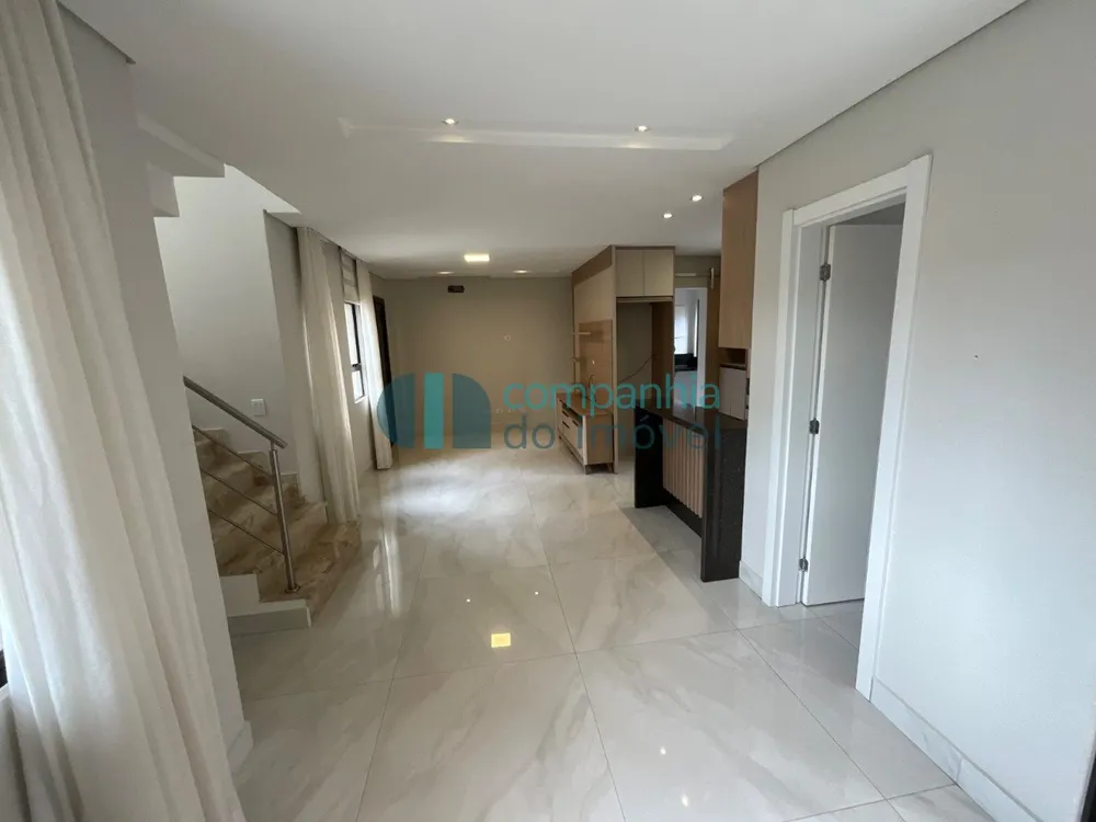 Sobrado, 3 quartos, 122 m² - Foto 1
