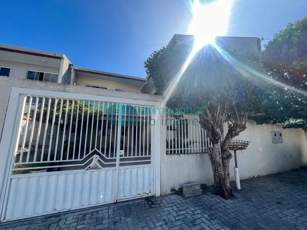 Casa, 4 quartos, 192 m² - Foto 1