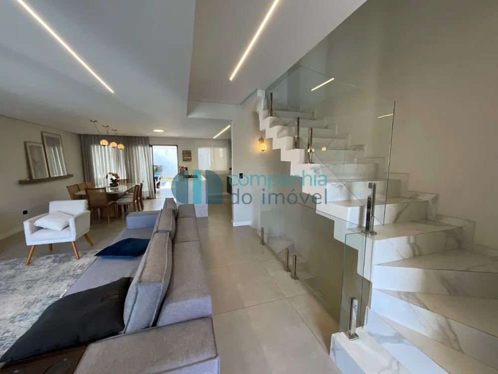 Sobrado, 3 quartos, 240 m² - Foto 8