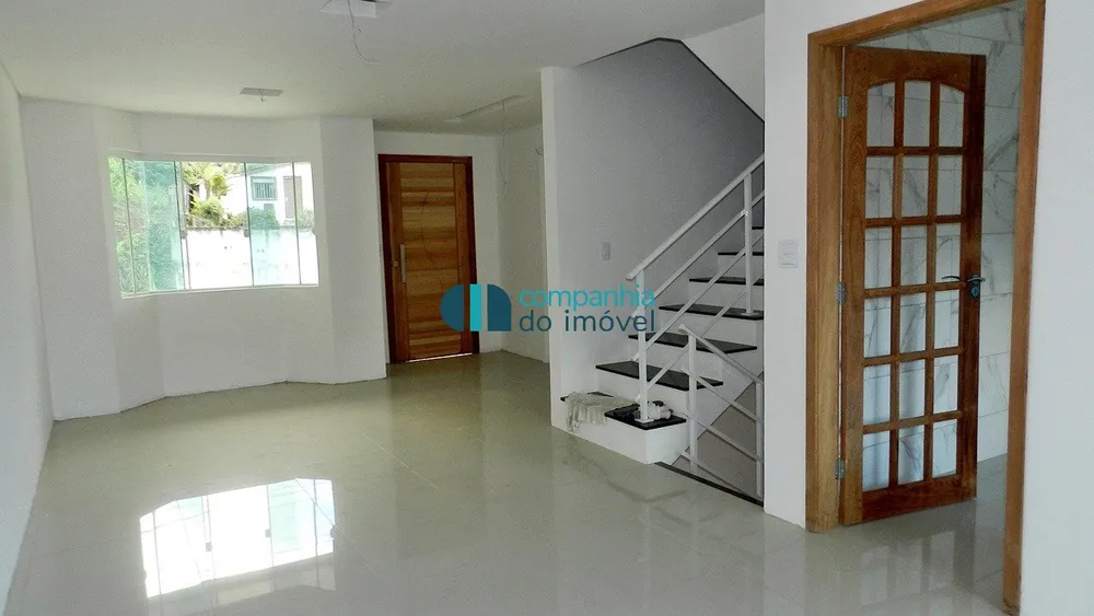 Sobrado, 3 quartos, 180 m² - Foto 2
