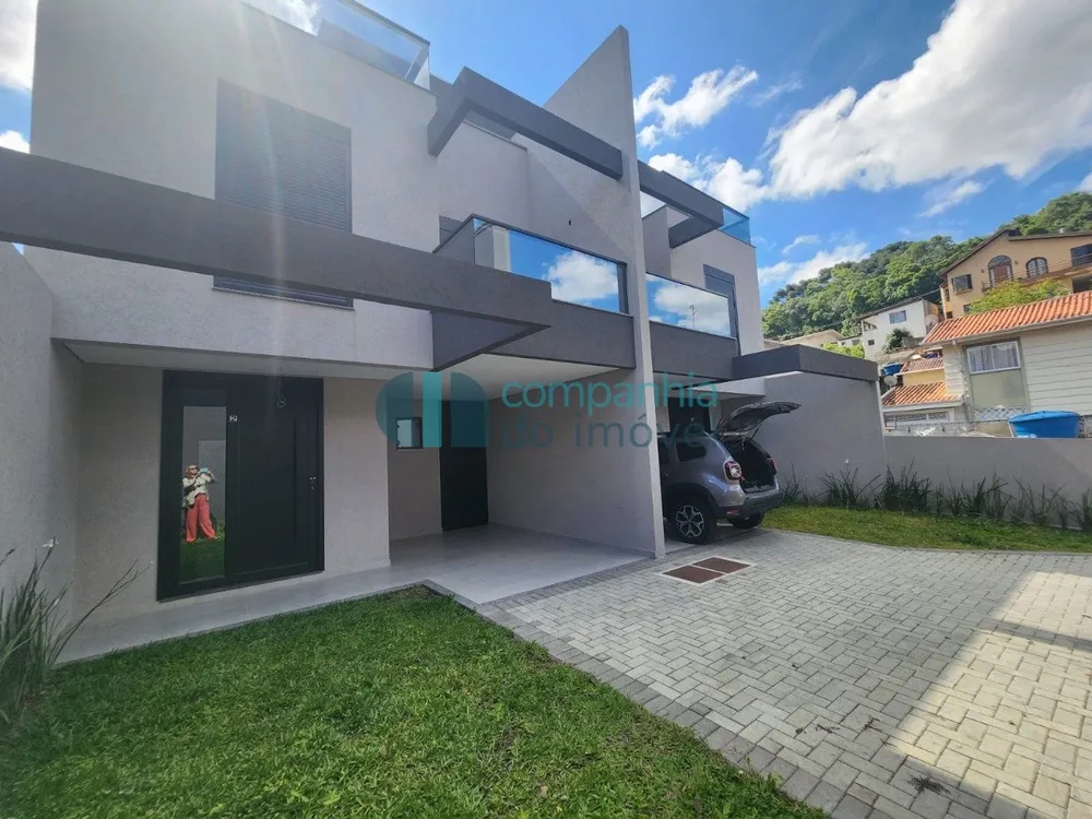 Sobrado, 3 quartos, 137 m² - Foto 1