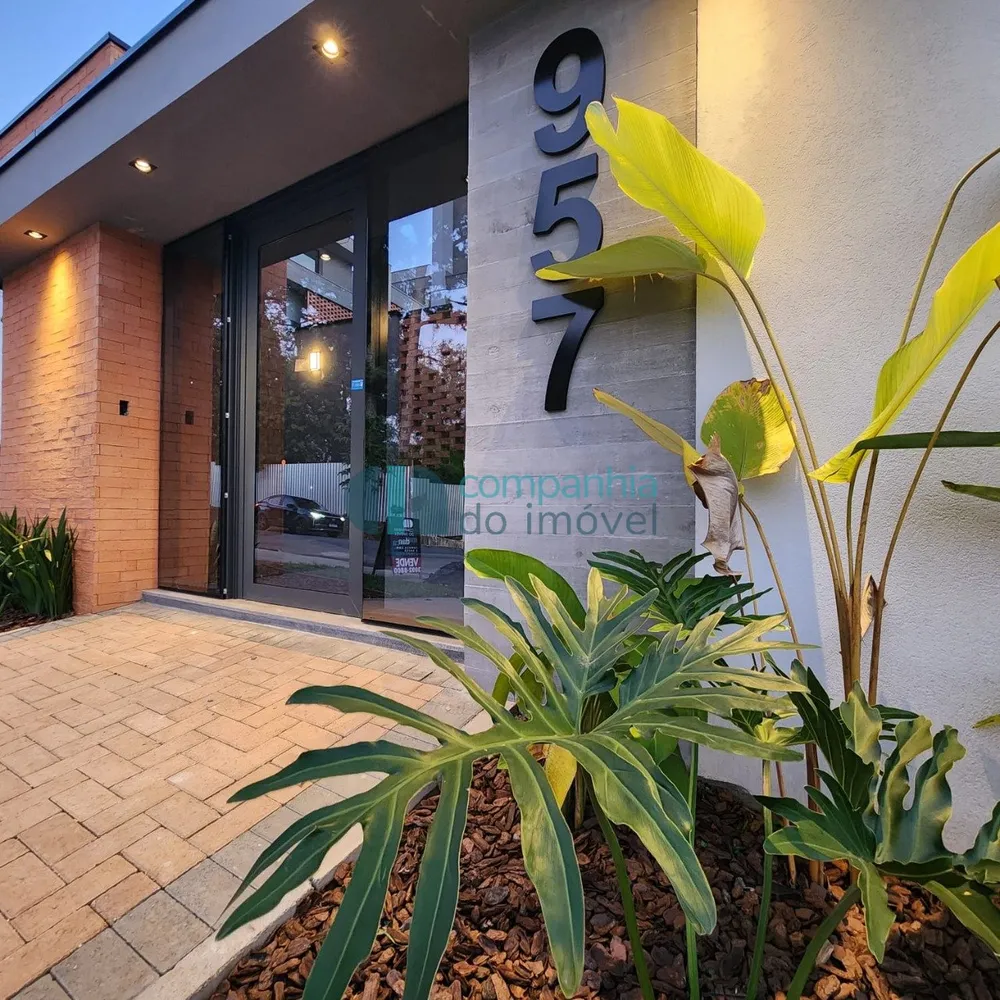 Casa, 4 quartos, 205 m² - Foto 2