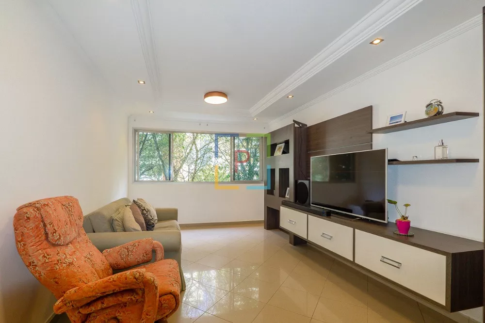 Apartamento à venda com 2 quartos, 107m² - Foto 2
