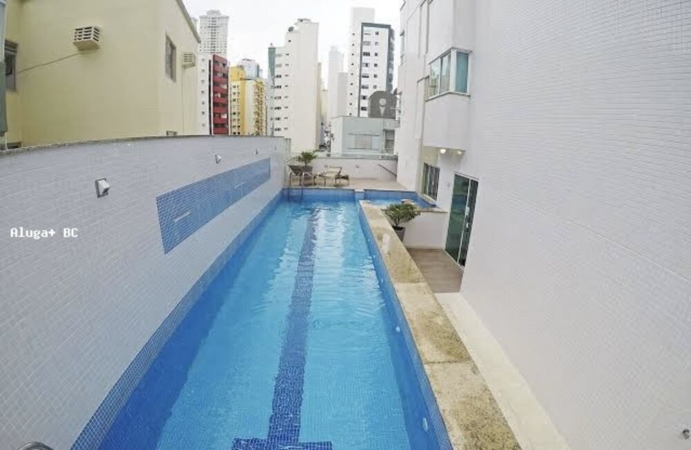 Casa para alugar com 3 quartos, 130m² - Foto 1