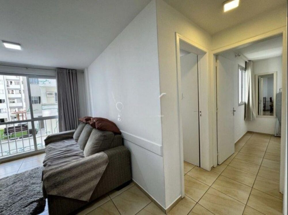Apartamento para alugar com 2 quartos, 60m² - Foto 2