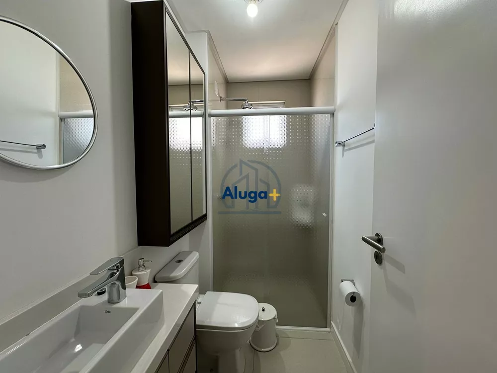 Apartamento, 3 quartos, 236 m² - Foto 2