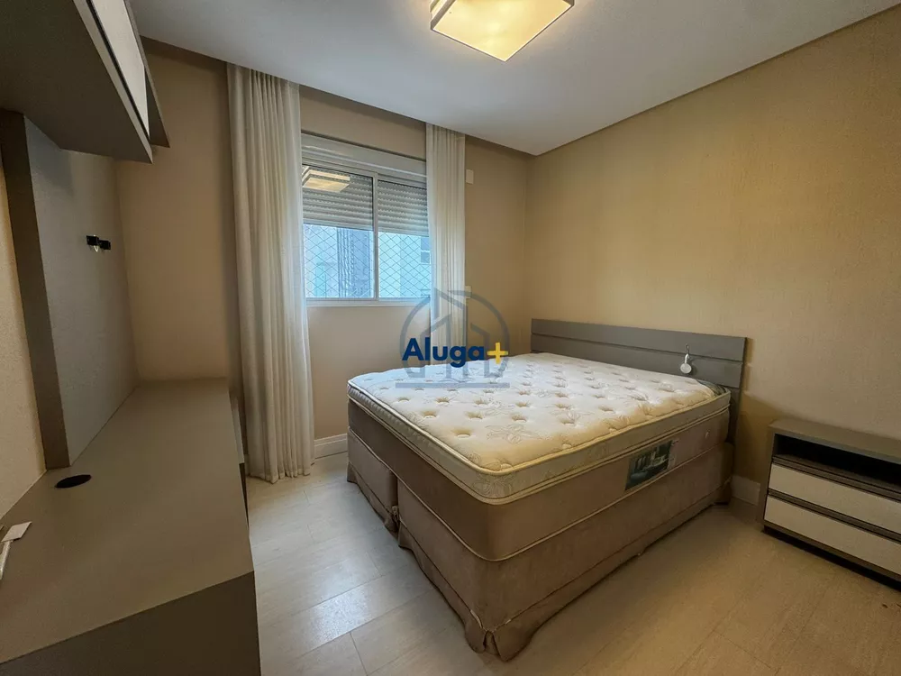 Apartamento, 3 quartos, 151 m² - Foto 2