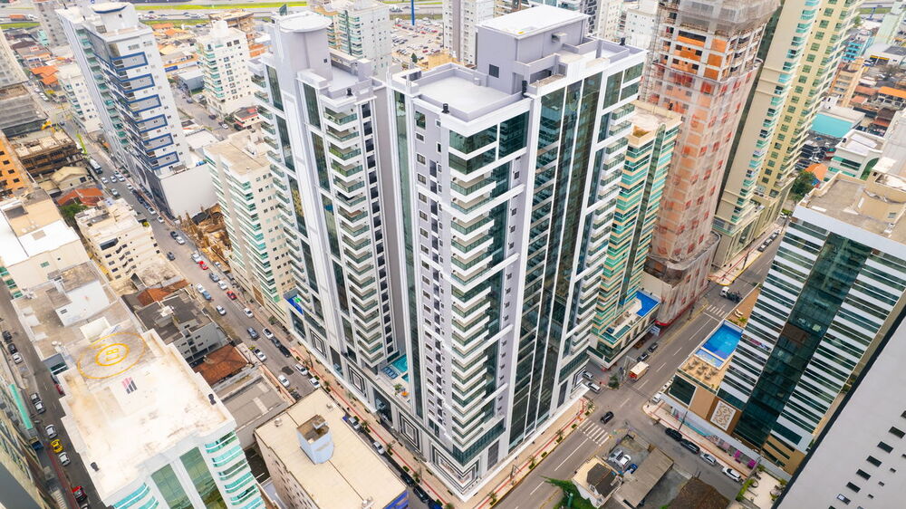 Apartamento, 3 quartos, 142 m² - Foto 1