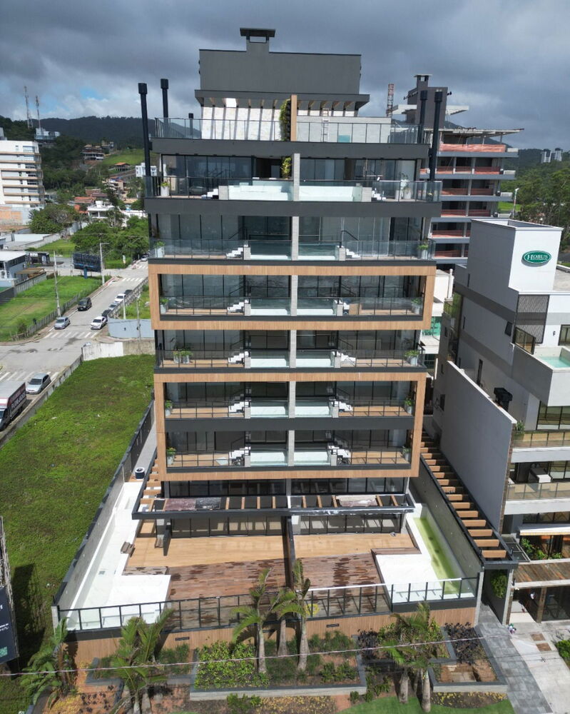 Apartamento, 3 quartos, 145 m² - Foto 1