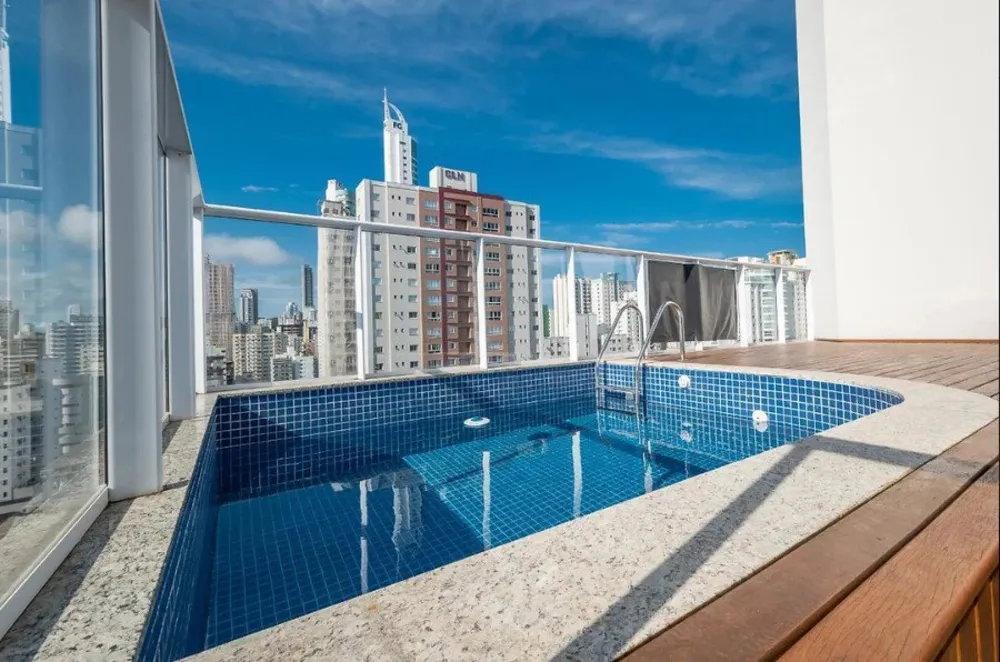 Cobertura, 4 quartos, 240 m² - Foto 2