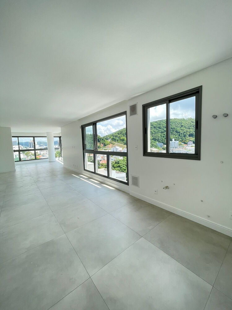 Apartamento, 4 quartos, 151 m² - Foto 2