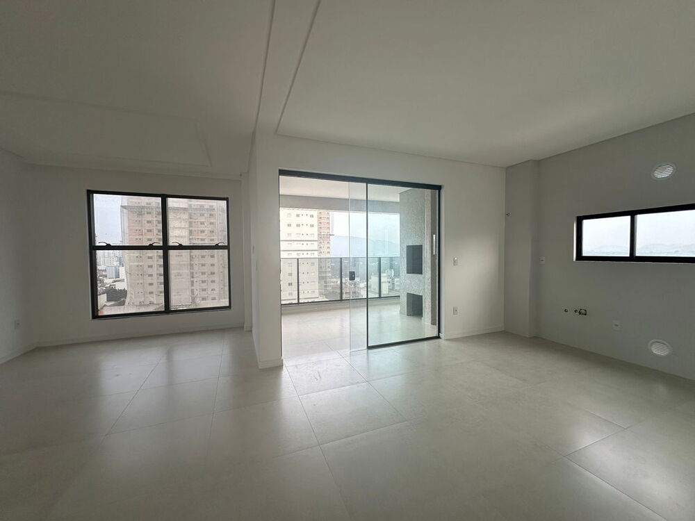 Apartamento, 3 quartos, 105 m² - Foto 2
