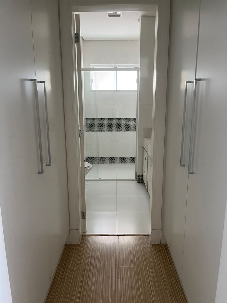Casa, 3 quartos, 243 m² - Foto 2