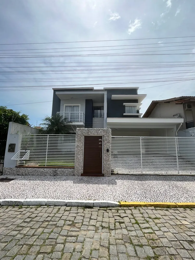 Casa, 3 quartos, 243 m² - Foto 5