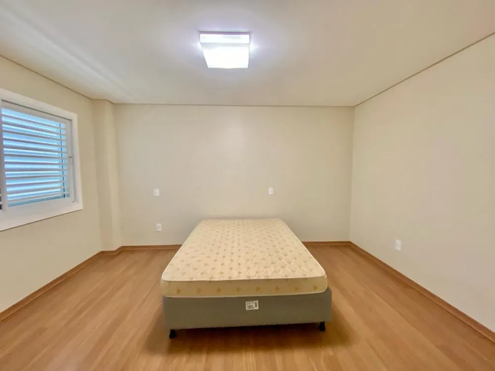 Casa, 7 quartos, 425 m² - Foto 12