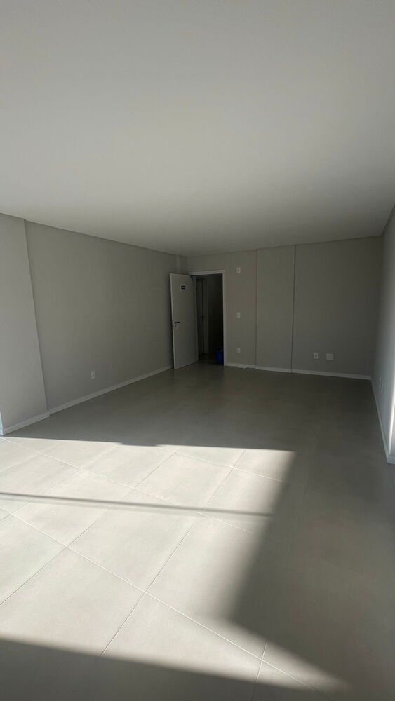 Apartamento, 3 quartos, 105 m² - Foto 2