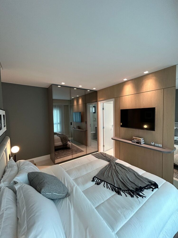 Apartamento à venda com 4 quartos, 180m² - Foto 8
