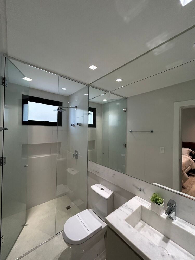 Apartamento à venda com 4 quartos, 180m² - Foto 4